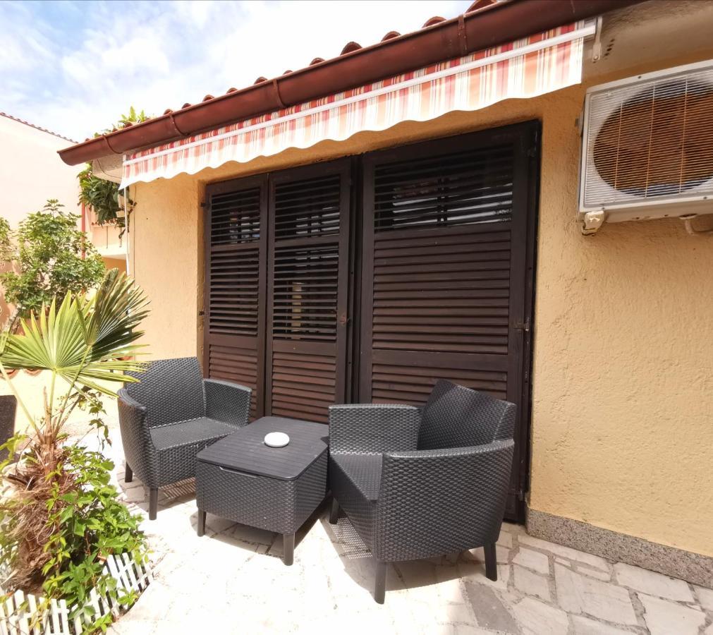 Apartmani Koin Μεντουλίν Εξωτερικό φωτογραφία