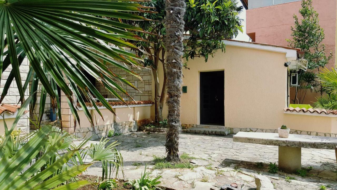 Apartmani Koin Μεντουλίν Εξωτερικό φωτογραφία